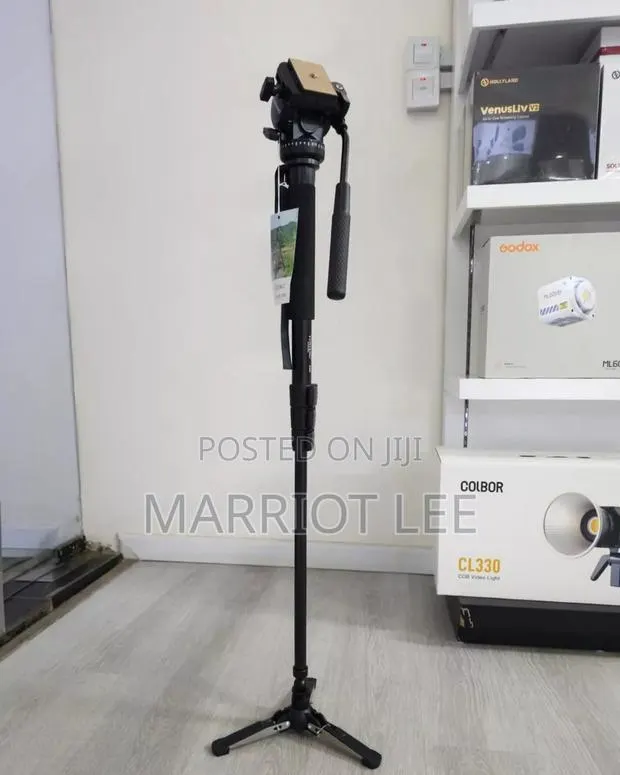 Monopod Stand_ Camera Stand + Phone Holder_ Heavy Duty Vct588 · Photo 1