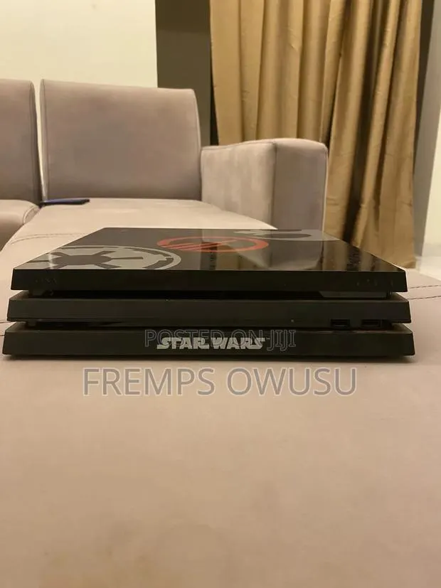 Sony Ps4 Pro · Photo 1