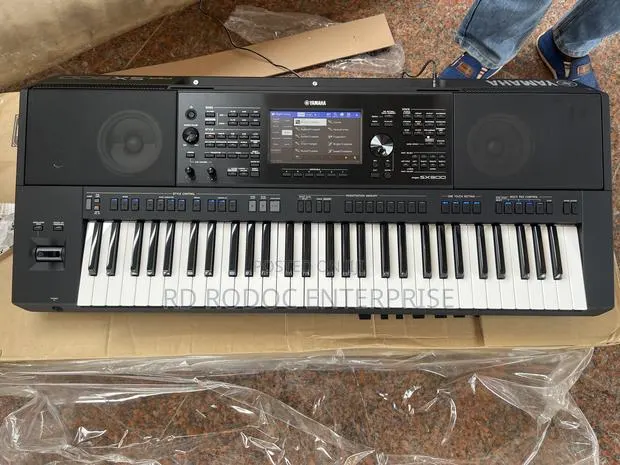 PSR Sx900 Keyboard · Photo 1