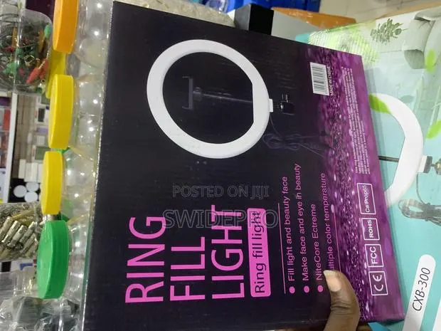 10 Inches Ringlight With Stand · Photo 1