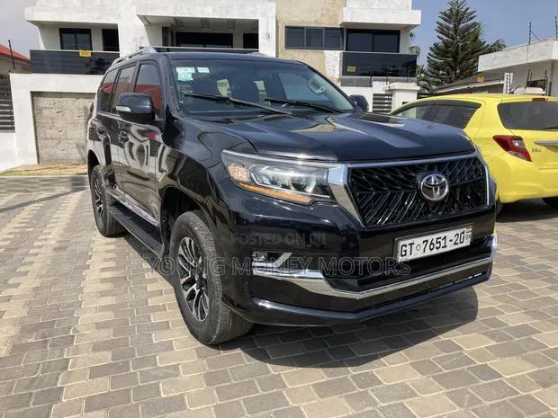 Toyota Land Cruiser Prado 4.0 V6 Dual VVT-i 2016 Black · Photo 1