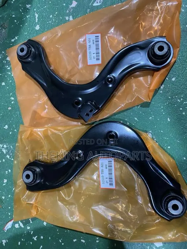 Honda Civic Back Lower Arm 2016,2017,2018,2019 · Photo 1