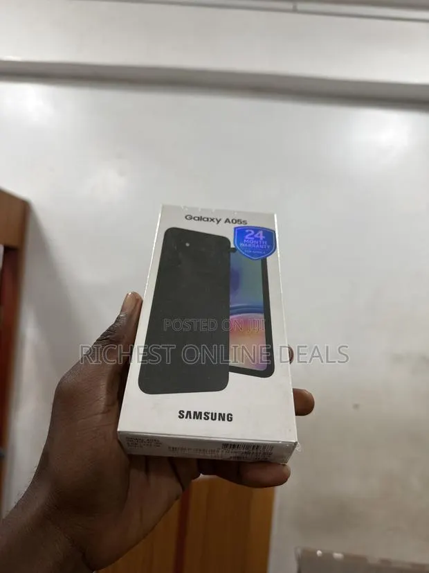 New Samsung Galaxy A05s 128 GB Black