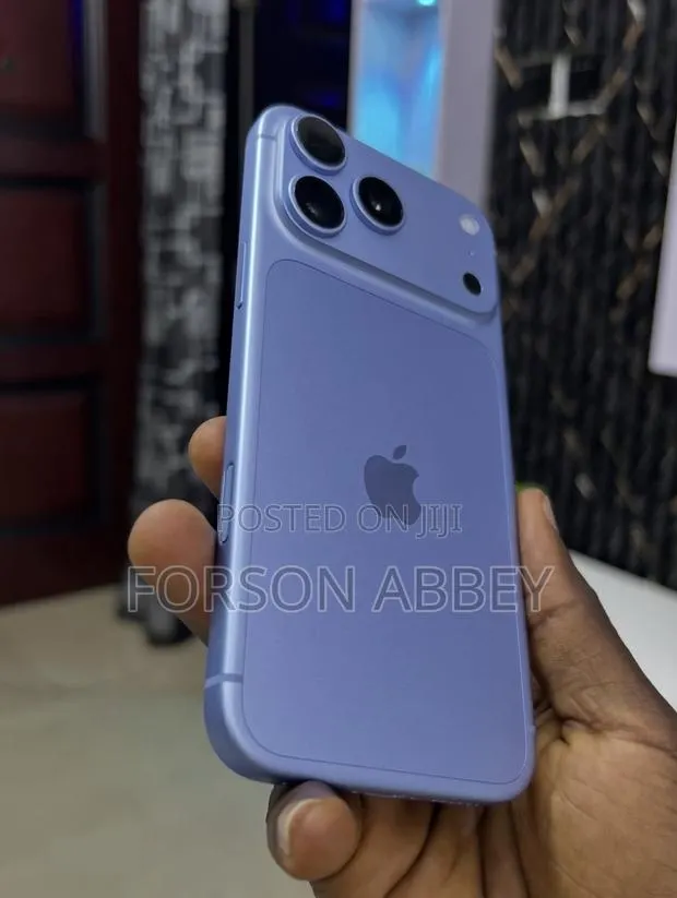 Apple iPhone 18 Pro Max 512 GB Blue · Photo 1