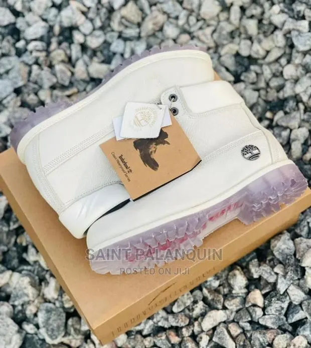 Transparent Gum Timberland Boot · Photo 1