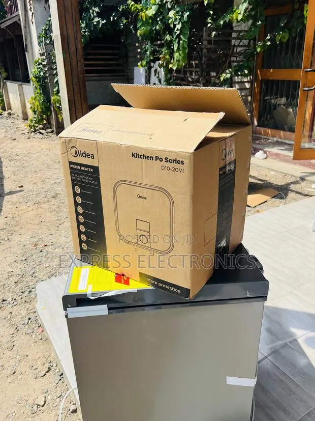Zealous Sleek White Water Heater Midea 10l With · Photo 1