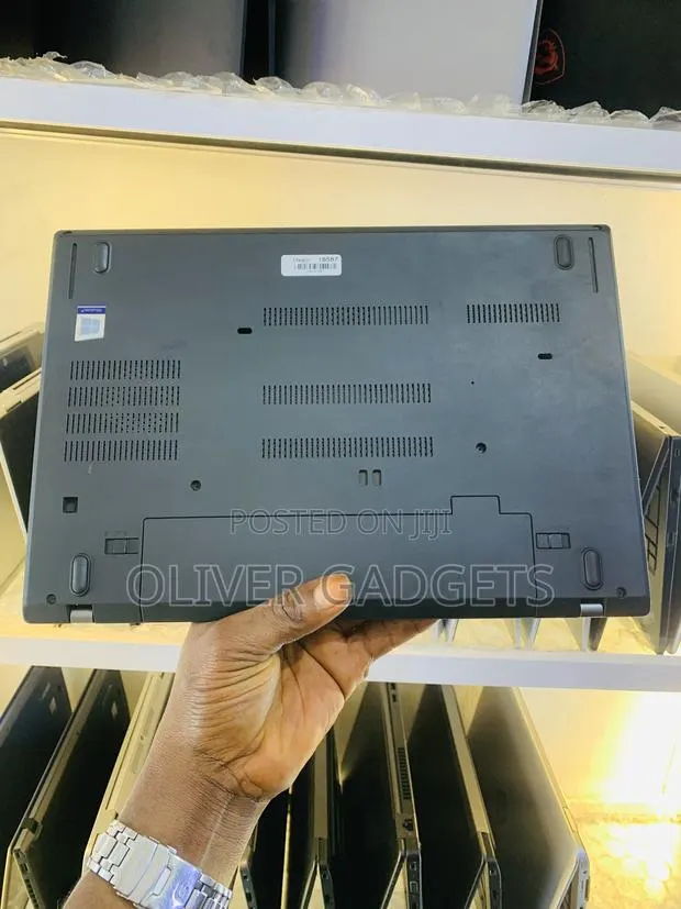 Laptop Lenovo ThinkPad T480 8GB Intel Core i5 SSD 256GB · Photo 1
