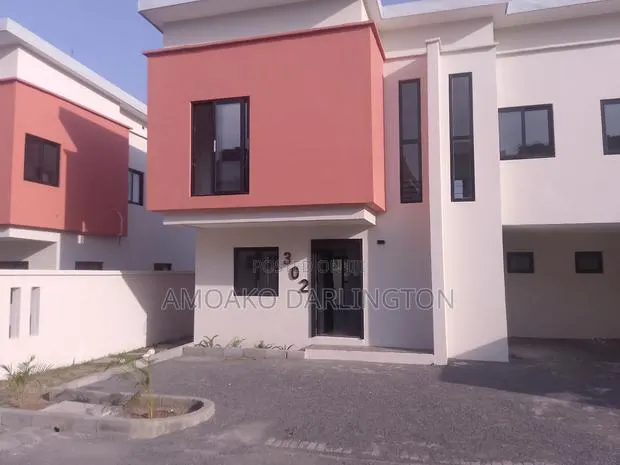House for Sale · Photo 1