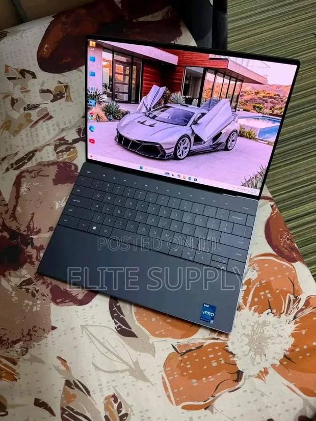 New Laptop Dell XPS 13 16GB Intel Core i7 SSD 512GB · Photo 1