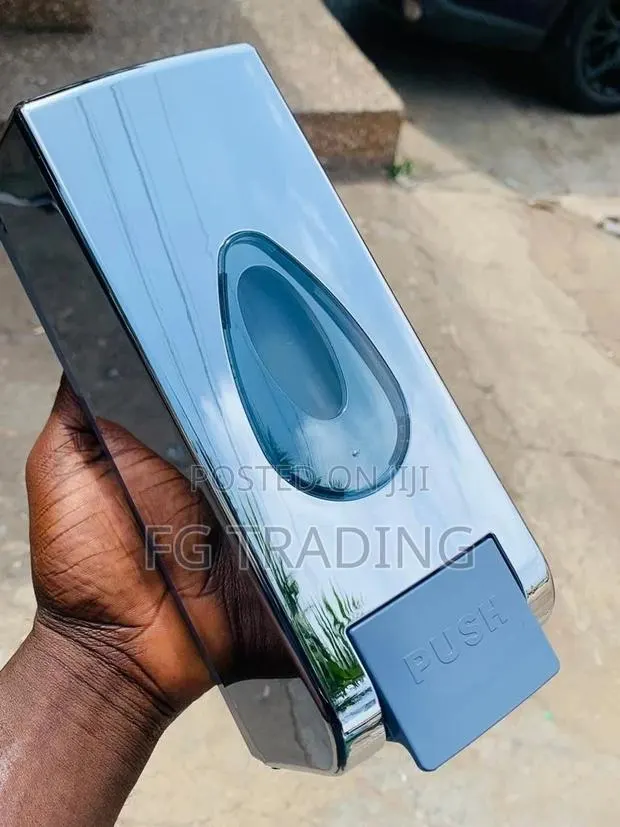 Soap Dispenser - 750ML Manual Dispenser · Photo 1