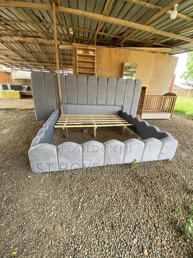 Sofa Bed in Furniture · Photo 1