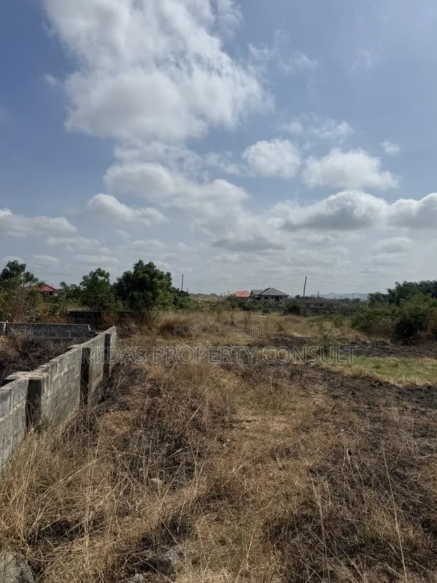 4 Plots for Sale at Afienya · Photo 1