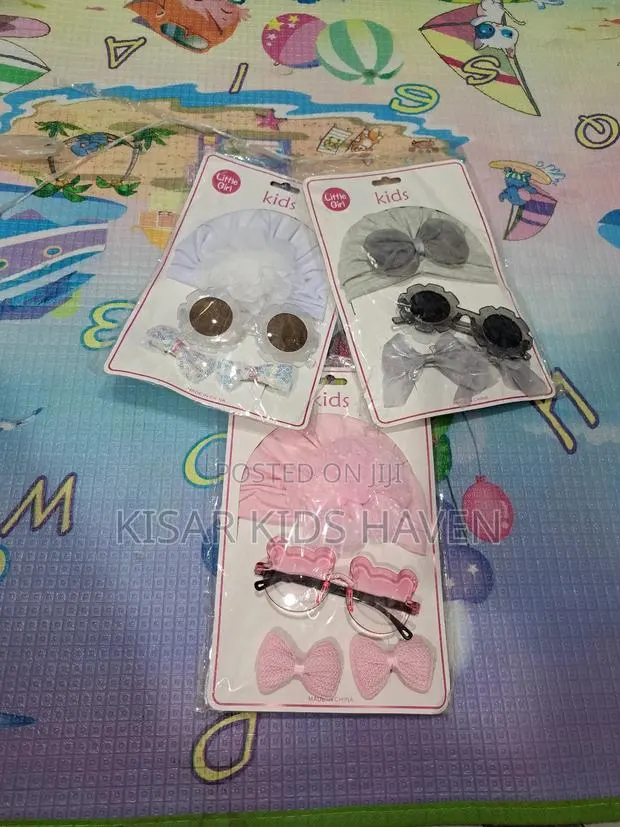 Baby Girl Hair Band Cap, Glasses and Hair Clip 6months to 2 Years · Photo 2