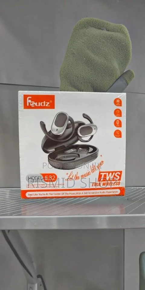 Fsudz E32 Premium TWS True Wireless Earphones · Photo 1