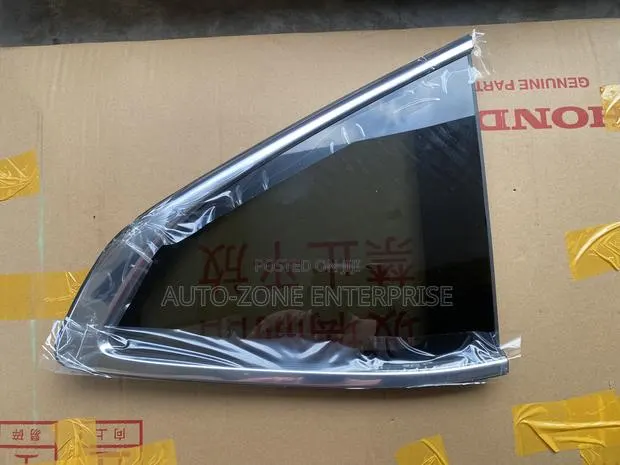 Honda CRV 2017 2018 2019 2020 2021 2022 Door Vent Glass/Quarter Glass · Photo 1