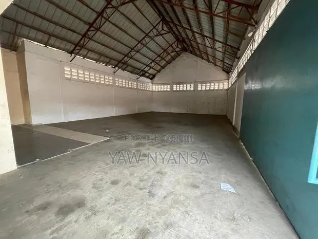 Warehouse With Office for Rent · Photo 1