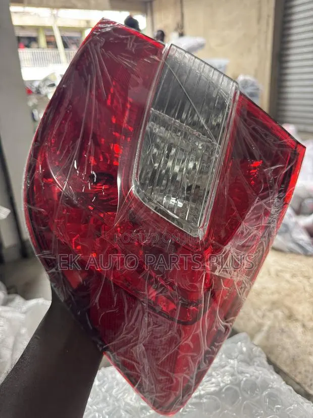 Honda Civic Taillight 2012 2013 2014 2015 · Photo 1