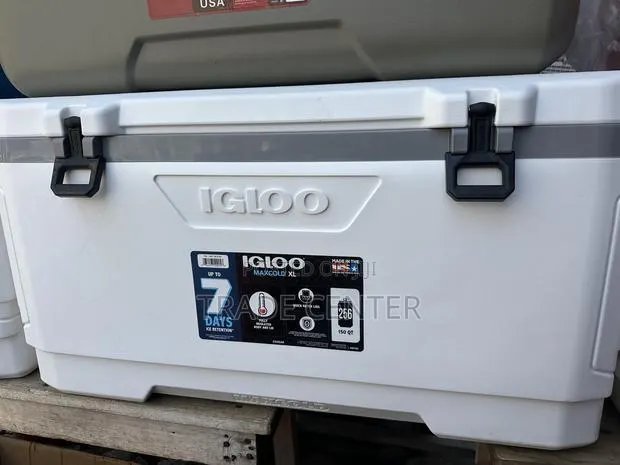 IGLOO 150 QT Ice Chest · Photo 1