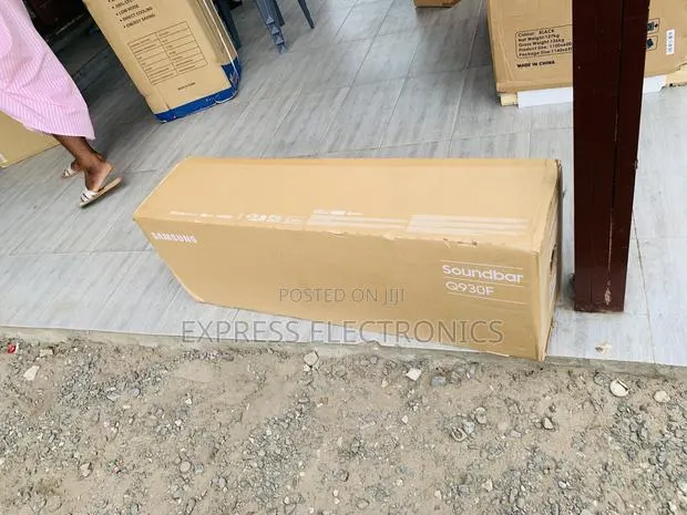 Brand New Q-Series Soundbar HW-Q930F 9.1.4 Ch Subwoofer & Rear Speaker · Photo 1