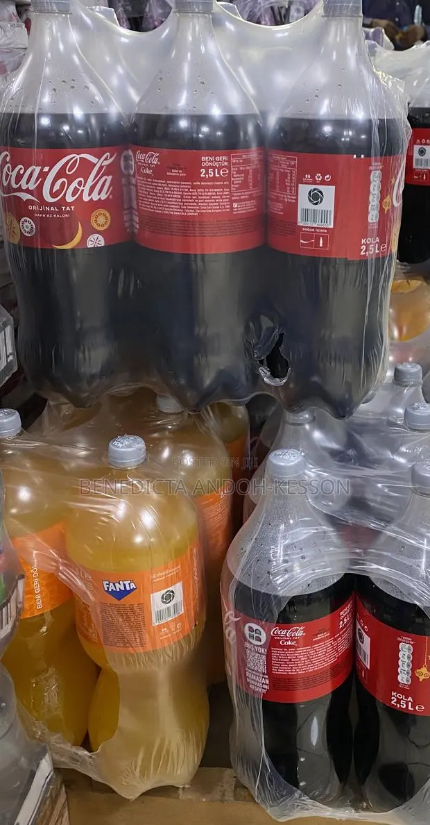 Coca Cola and Fanta 2.5l (Price for One) · Photo 1