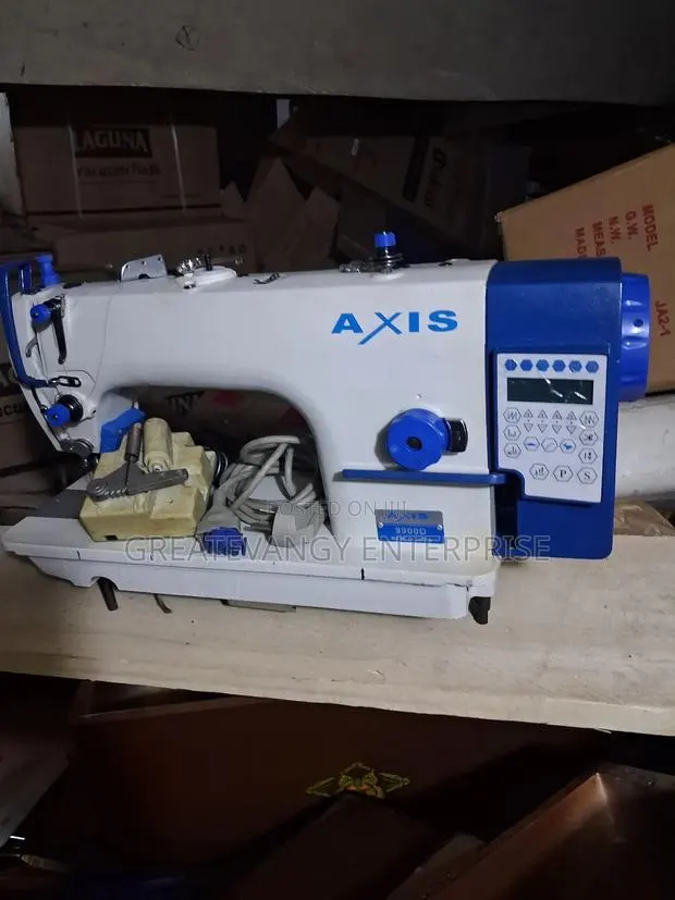 Foreign Used Full Digital Ind. Sewing Machine · Photo 1