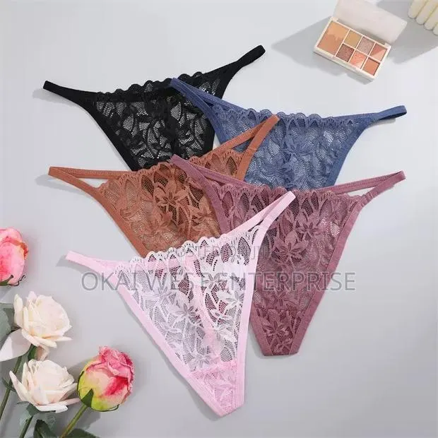 Luxurious Low-waist Breathable Seamless Women's Thong · Photo 1
