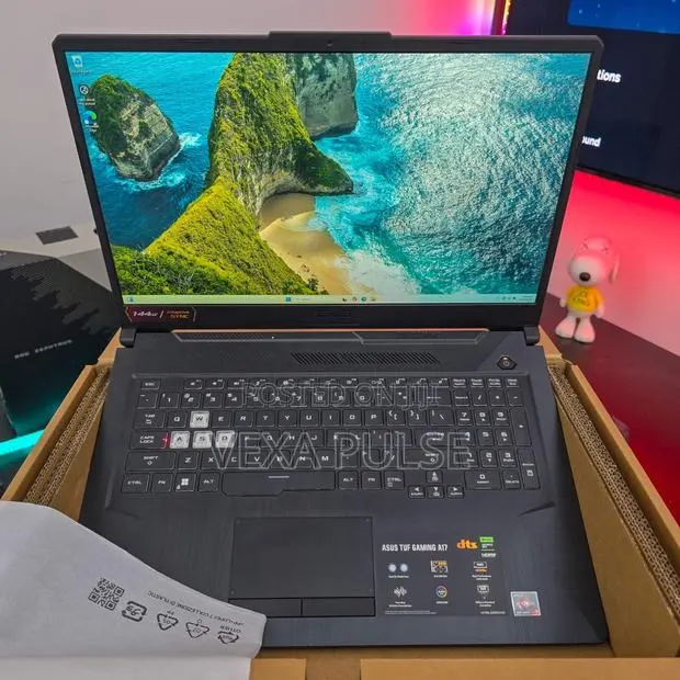 New Laptop Asus TUF Gaming A17 8GB AMD Ryzen 7 SSD 512GB · Photo 1
