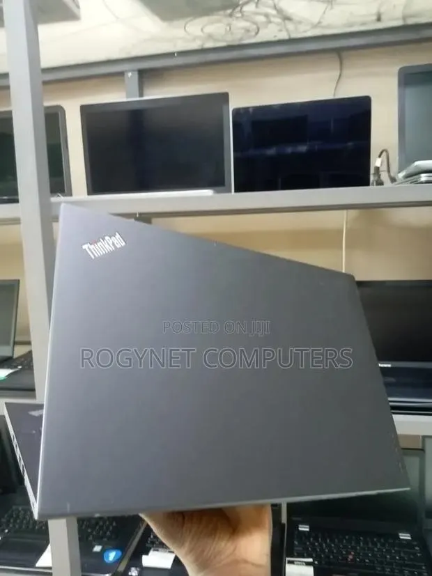 Laptop Lenovo ThinkPad T470 16GB Intel Core i5 SSD 256GB · Photo 1