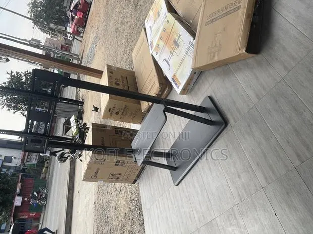 Heavy Duty Mobile Tv Stand 60-100 Inch Trolley Stand · Photo 1