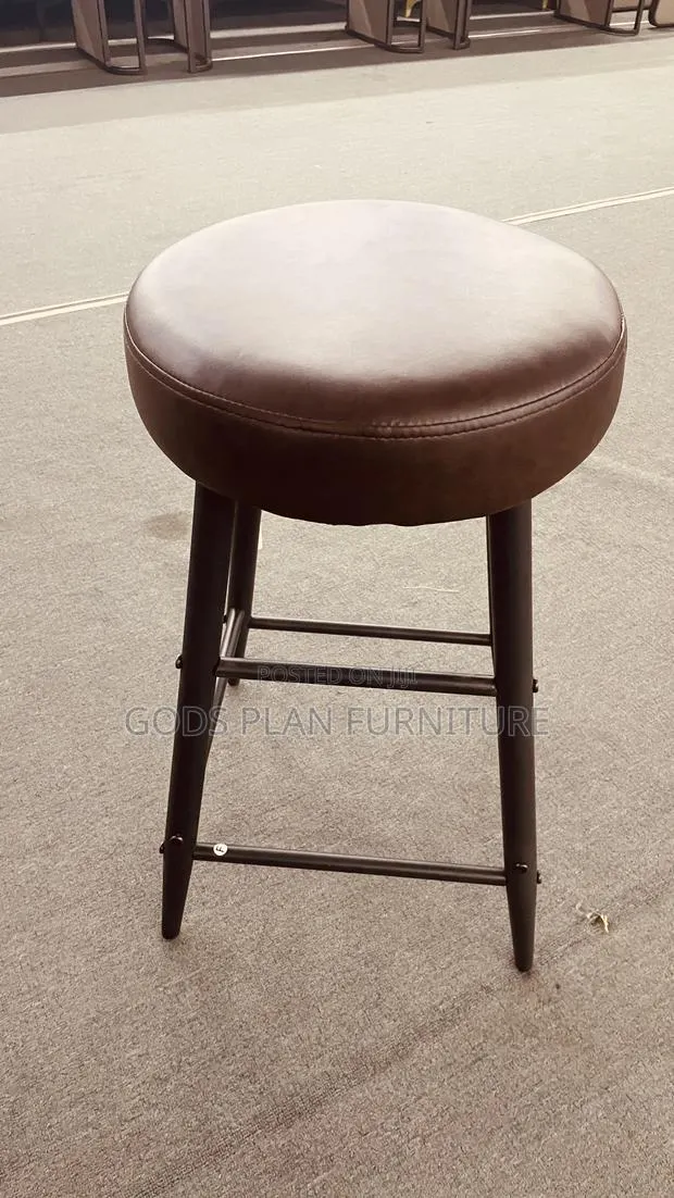 Bar Stool ( Rg 002) · Photo 1