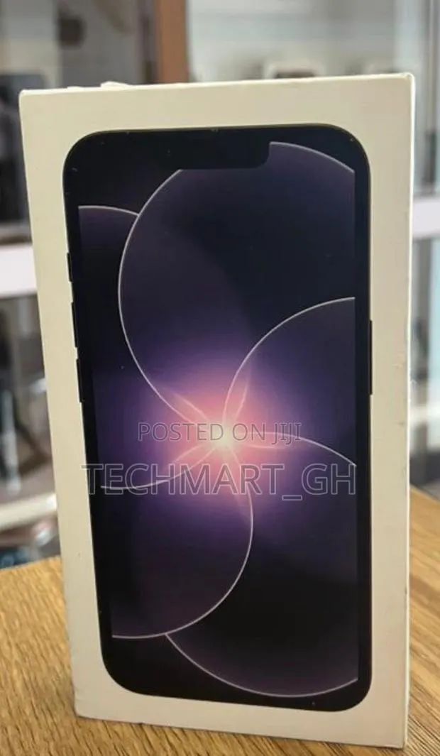 New Apple iPhone 17e 256 GB · Photo 1