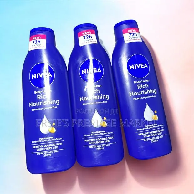 Nivea Rich Nourishing Body Lotion · Photo 1