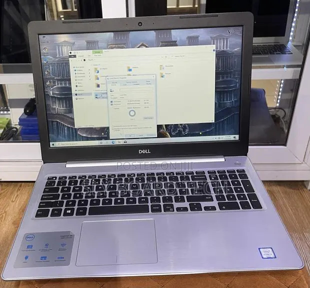 Laptop Dell Inspiron 15 8GB Intel Core i3 HDD 1T · Photo 1