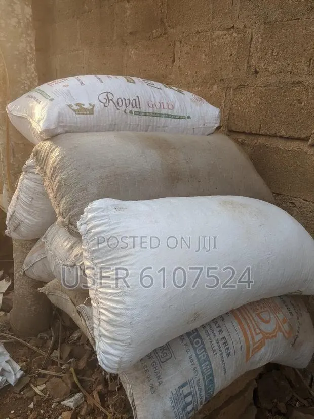 8 Bags of Rabbit Manure for Sale · Photo 1