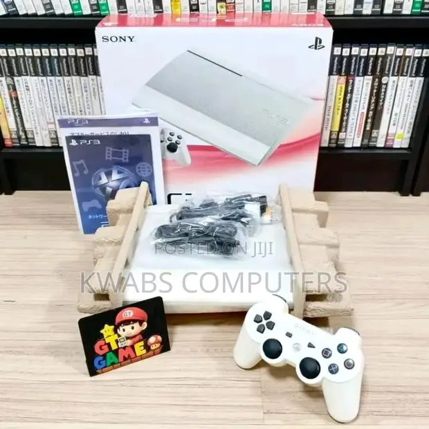 Play Station 3 Super Slim · Photo 1