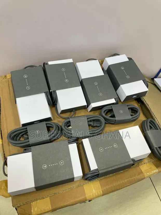 Original Starlink Gen 3 Charger · Photo 1