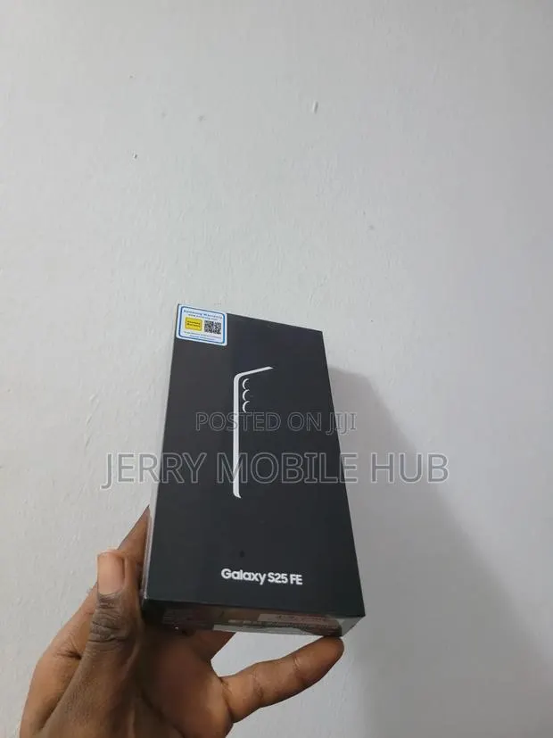 New Samsung Galaxy S25 FE 128 GB Blue · Photo 1