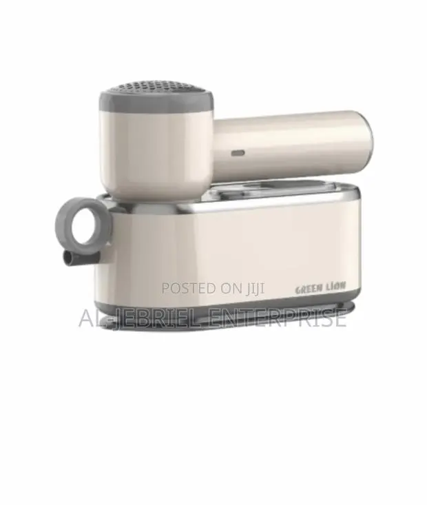 Multifunctional Garment Steamer · Photo 1