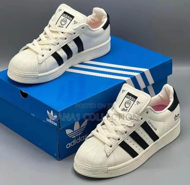 Adidas Superstar “Creamy White” Sneakers · Photo 1