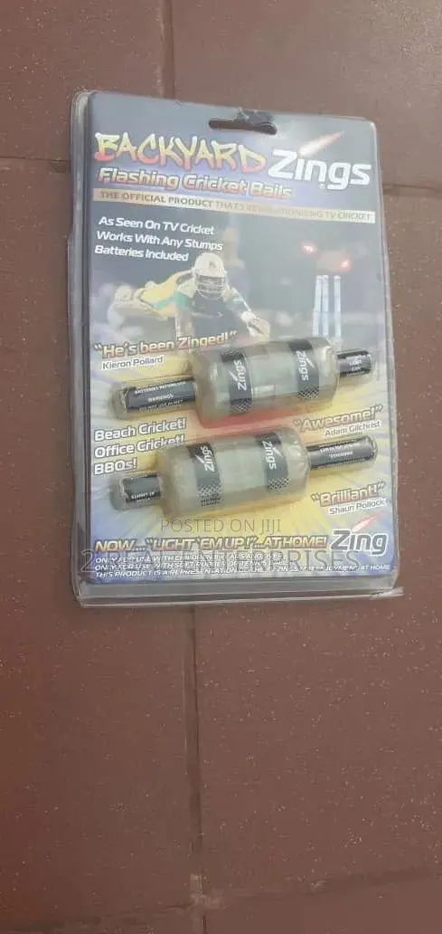 Backyard Zings Light-Up Flashing Cricket Bails Set With Batteries · Photo 1