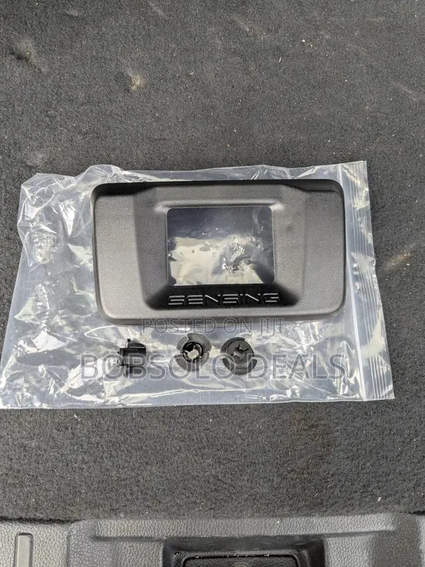 Honda Accord Radar Sensor Cover + 3 Clip 2019-2022 · Photo 1