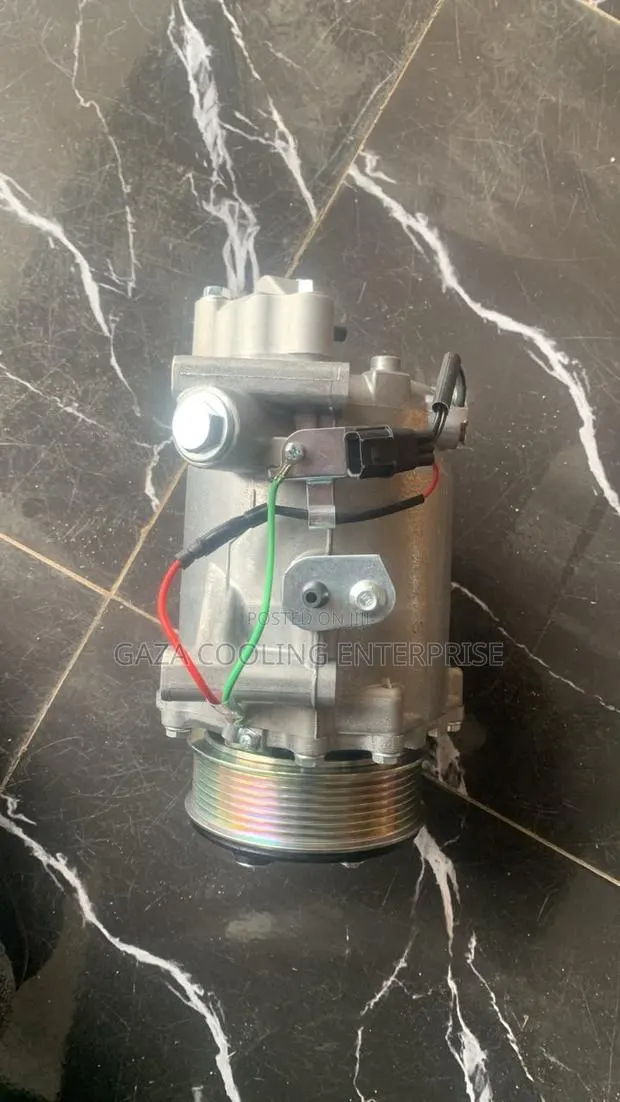 CRV AC Compressor · Photo 1