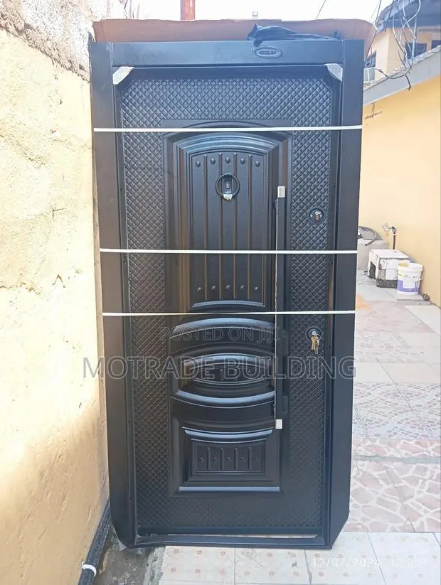 Single - Turkey - Heavy Duty Door · Photo 1