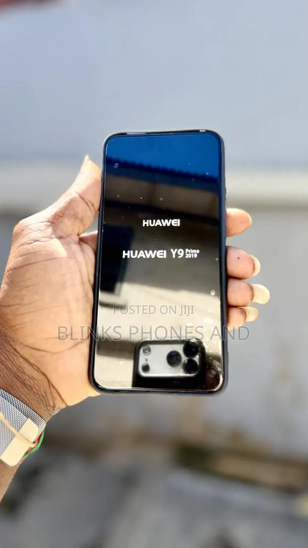 Huawei Y9 Prime 2019 128 GB Bronze · Photo 1