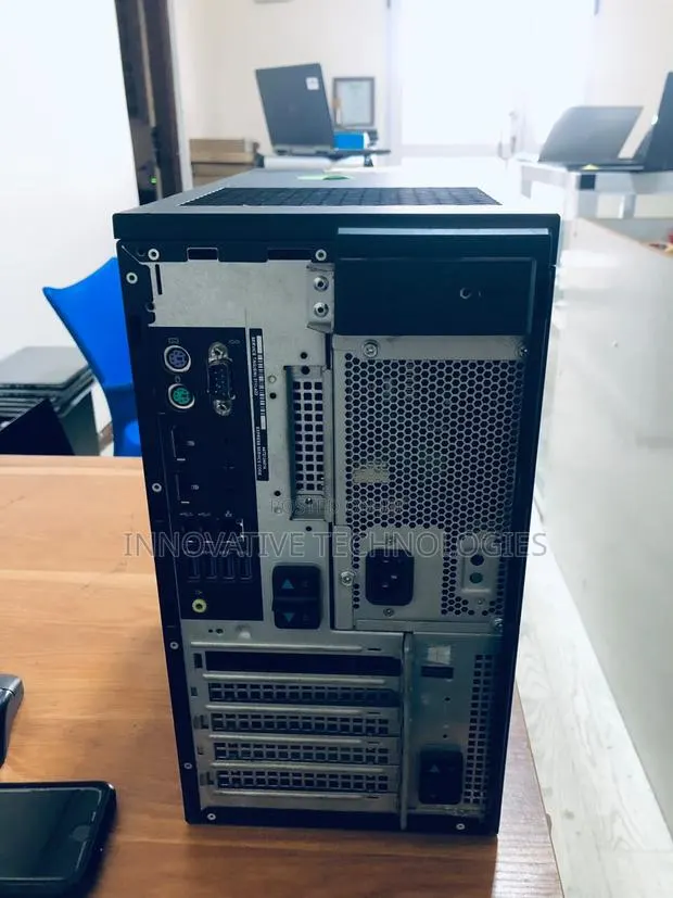 Desktop Computer Dell Precision 3000 16GB Intel Core i7 SSD 256GB · Photo 1