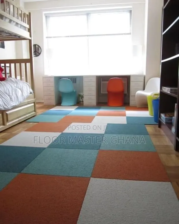 Carpet Tiles · Photo 1