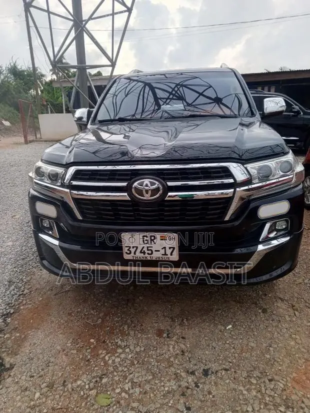 Toyota Land Cruiser 2015 Black · Photo 1