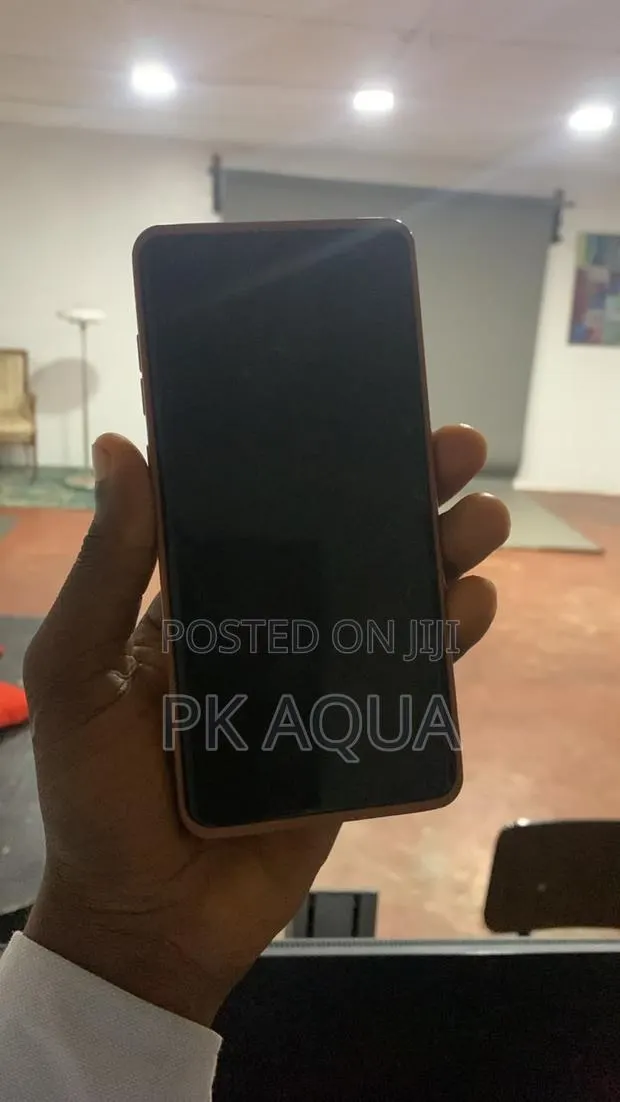 Samsung Galaxy S10 Plus 128 GB White · Photo 1