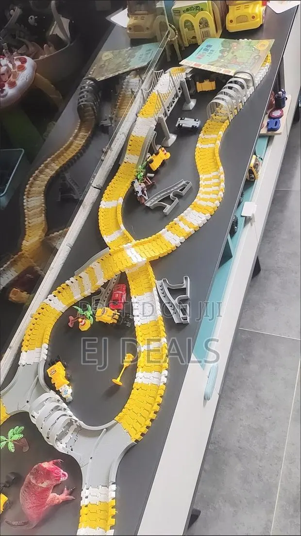Train Track for Kids 326 Pieces · Photo 1