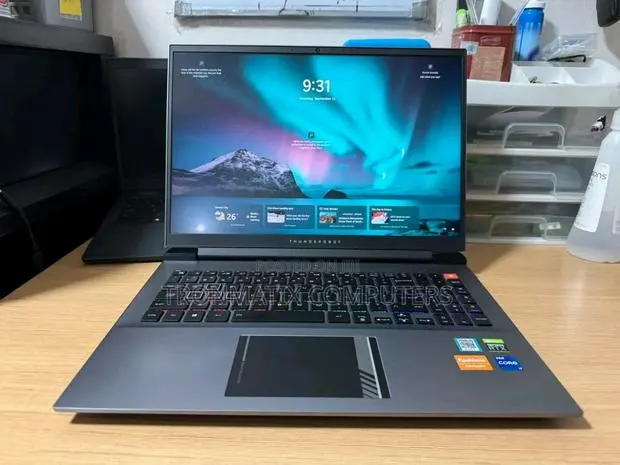 New Laptop Dell Alienware 15 R3 16GB Intel Core i7 SSD 1T · Photo 1